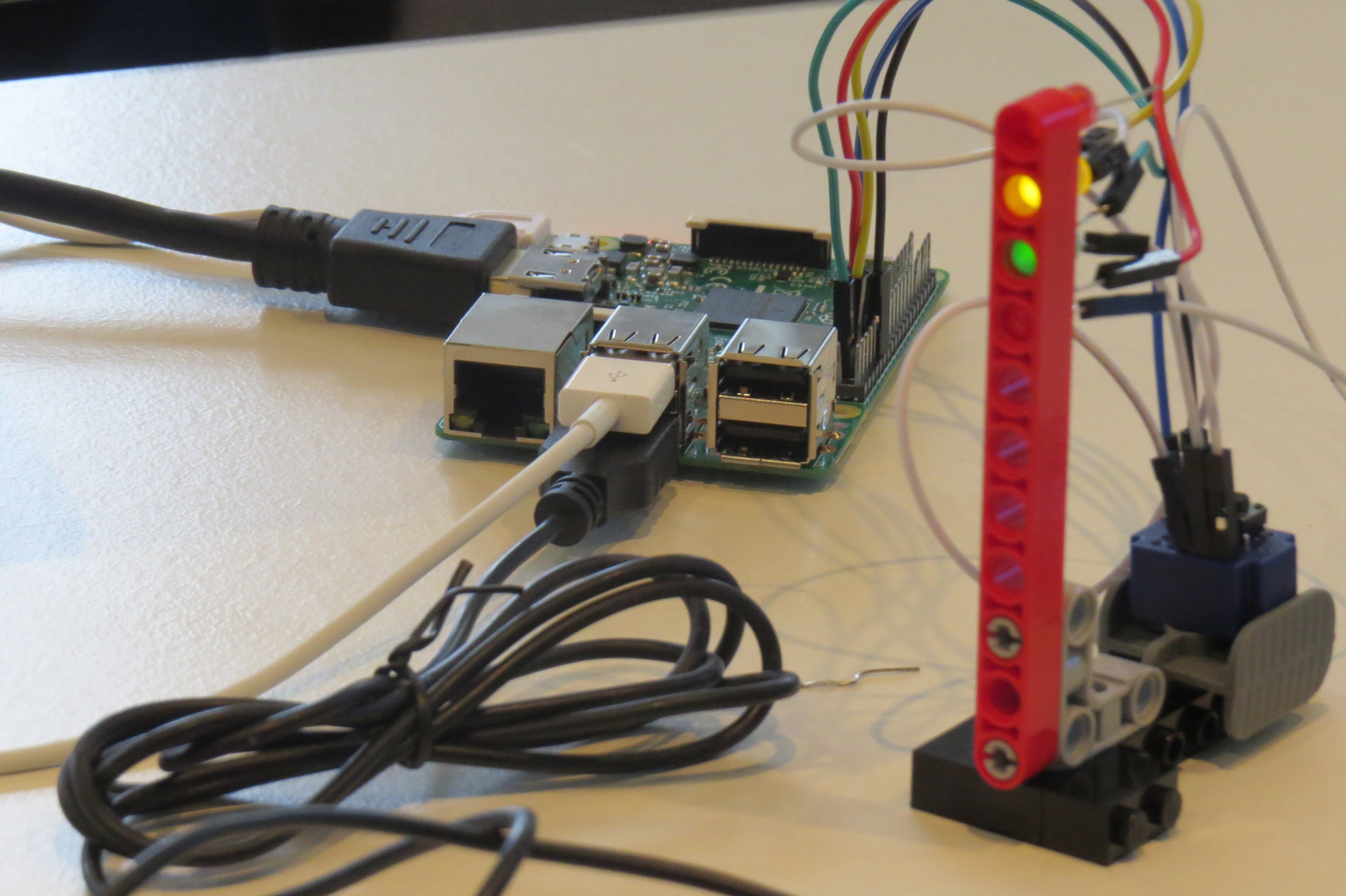 https://www.mint-machen.de/wp-content/uploads/2019/02/IMG_6184_Python.jpg
